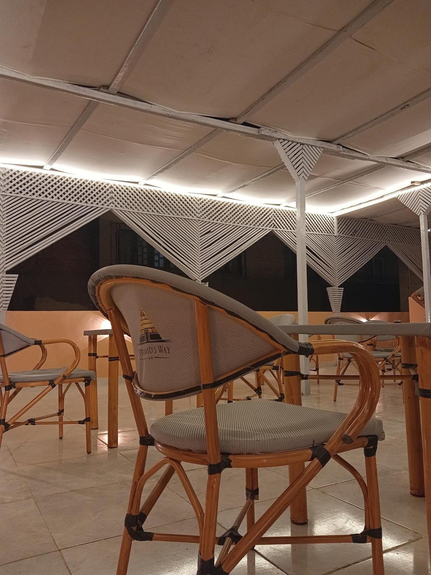 Pyramids Way Inn Kafret el-Gabal Esterno foto